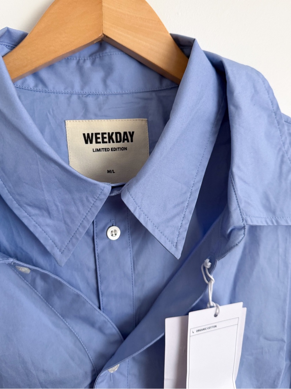 Weekday Double-Layered Oversized Shirt in Light Blue Size M/L 100% Cotton - Picture 5 of 7